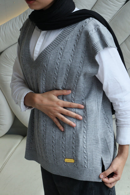 Ash Knit Vest